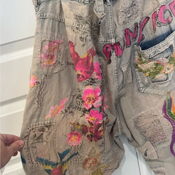 Magnolia Pearl Valentine Crop Denims - Picture 8 of 12